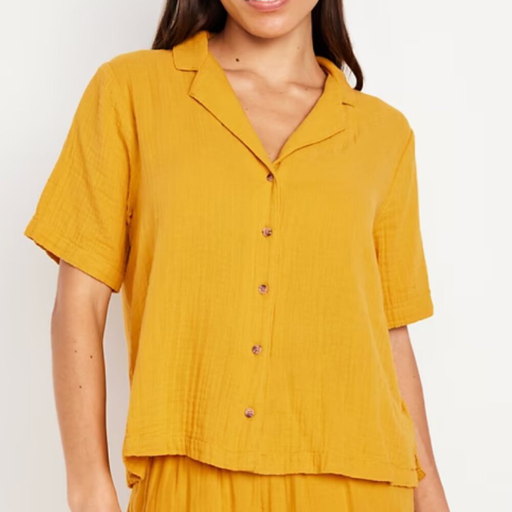 Old Navy Crinkle Gauze Button-Down Top